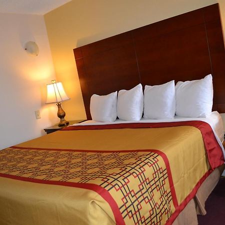 Days Inn By Wyndham High Point/Archdale Exterior foto