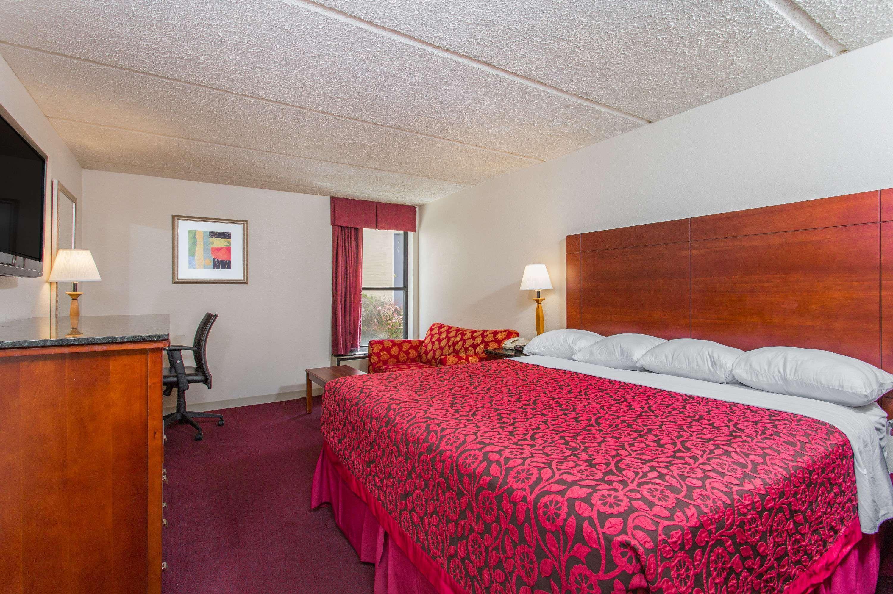 Days Inn By Wyndham High Point/Archdale Exterior foto